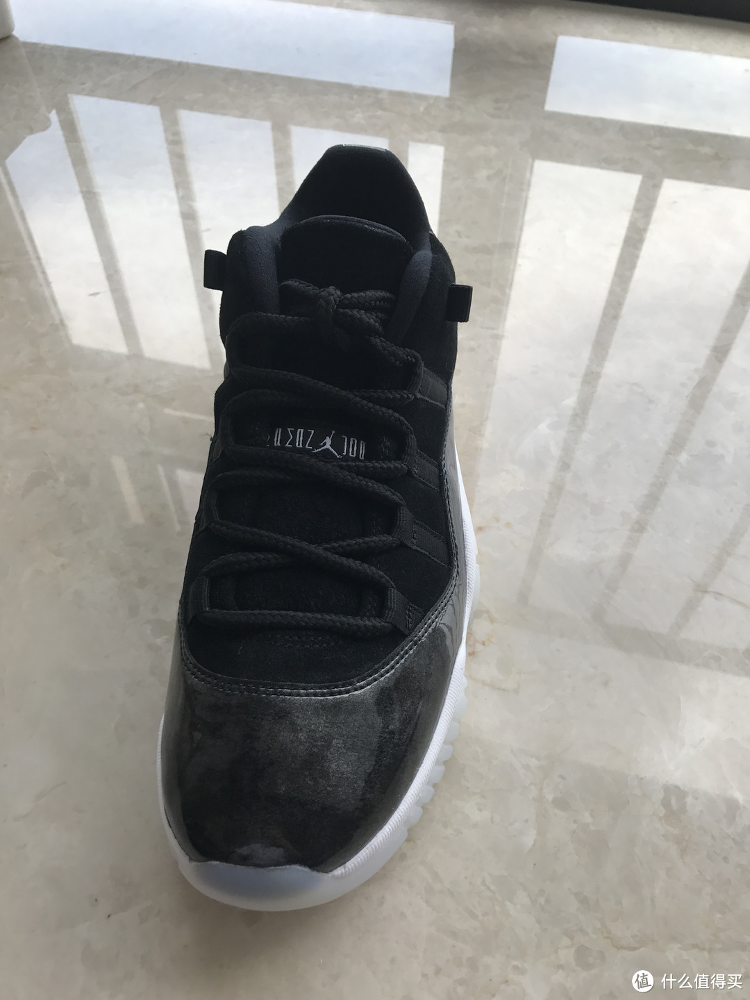 期待已久的低帮“大魔王” Air Jordan 11 Low “Barons”