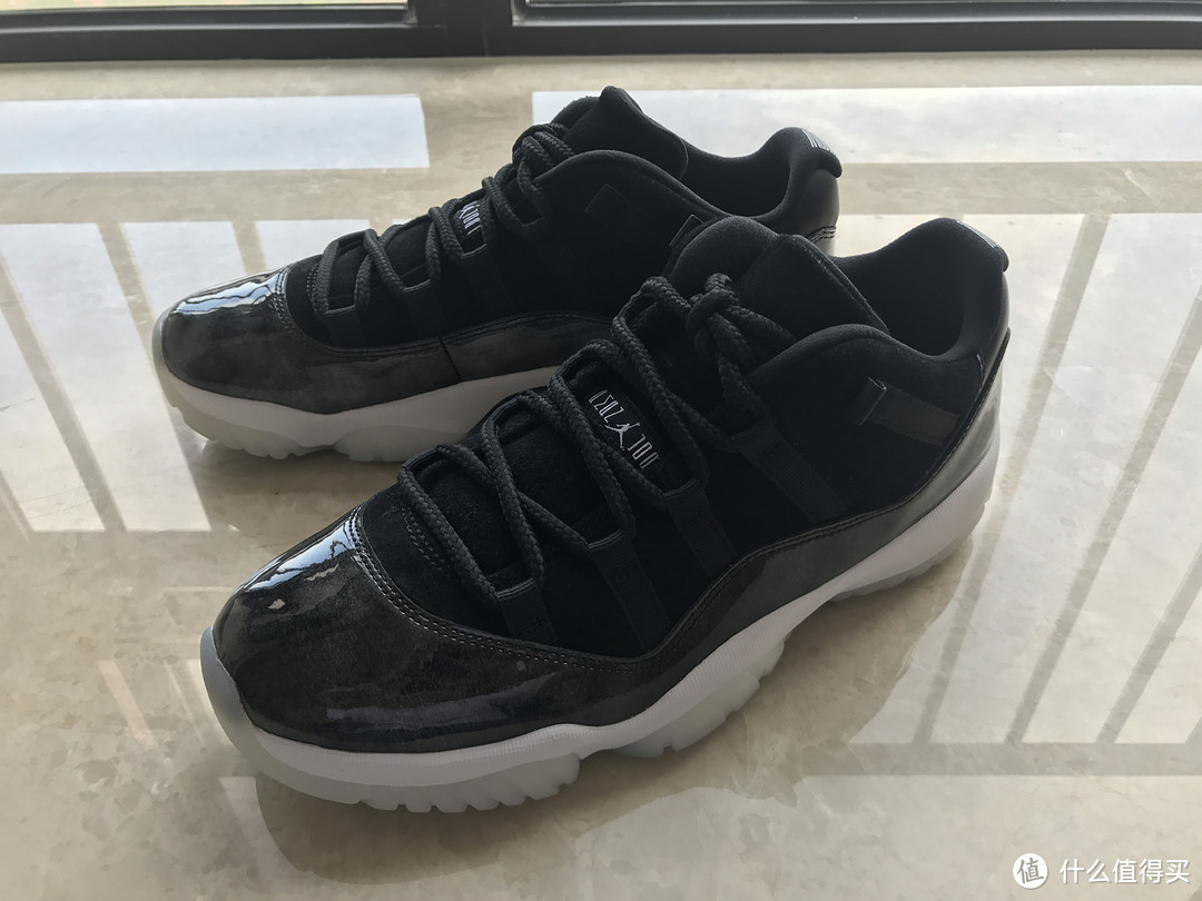 期待已久的低帮“大魔王” Air Jordan 11 Low “Barons”