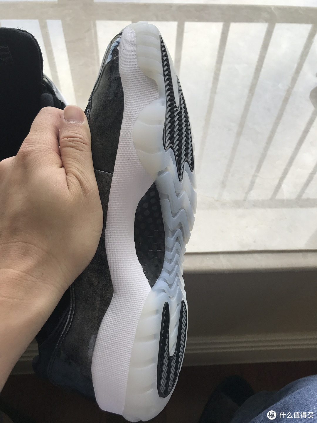 期待已久的低帮“大魔王” Air Jordan 11 Low “Barons”