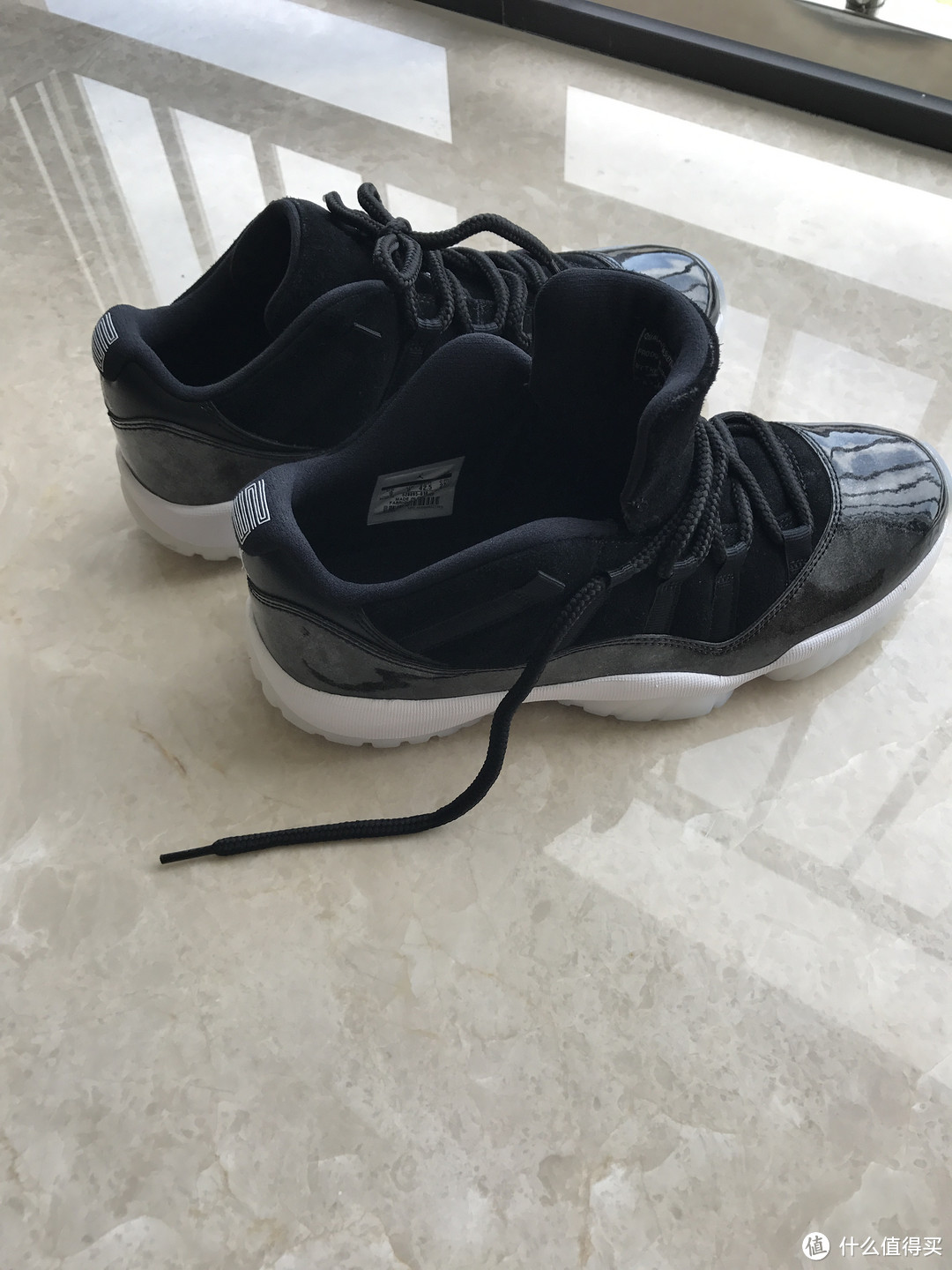 期待已久的低帮“大魔王” Air Jordan 11 Low “Barons”