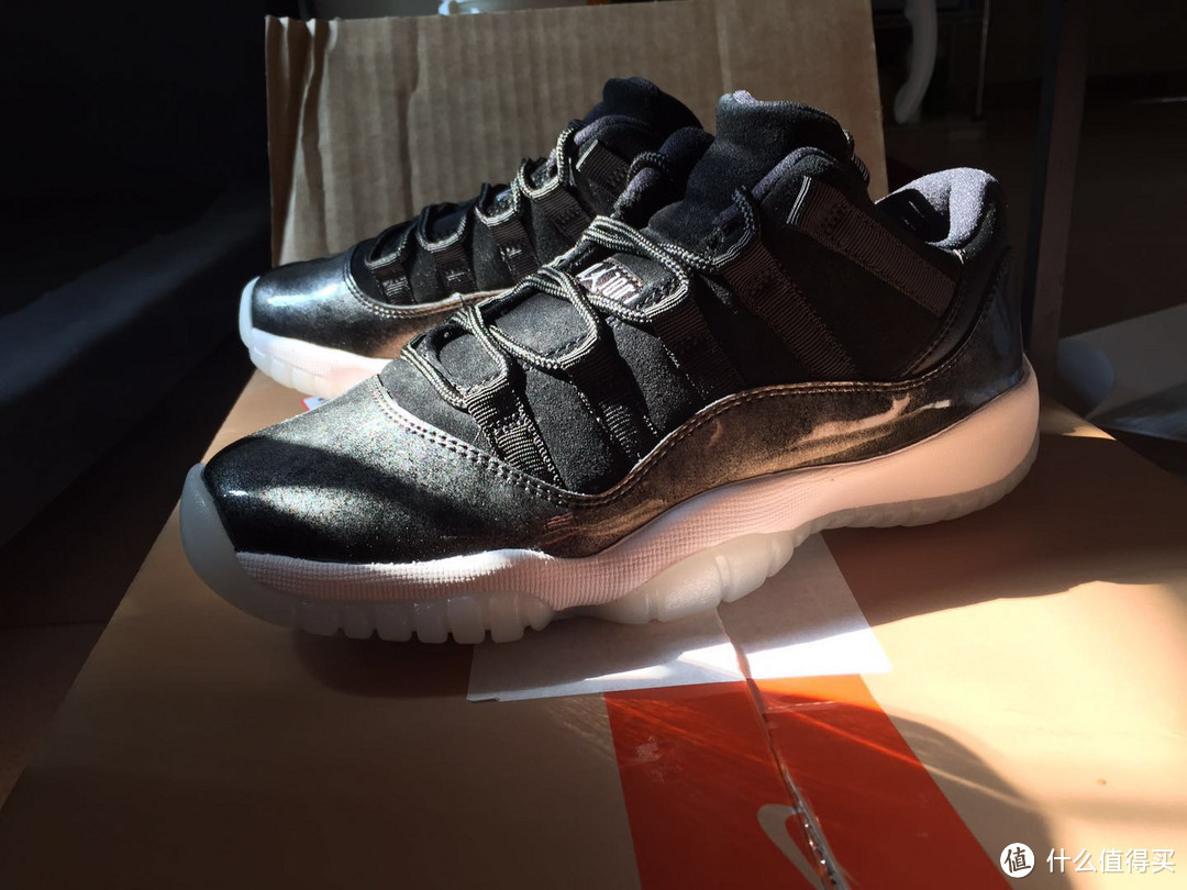 送给老婆的礼物：Air Jordan 11 Low “Barons” GS版