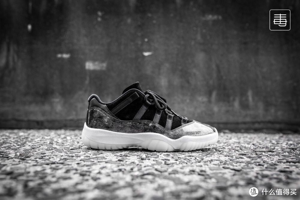 送给老婆的礼物：Air Jordan 11 Low “Barons” GS版