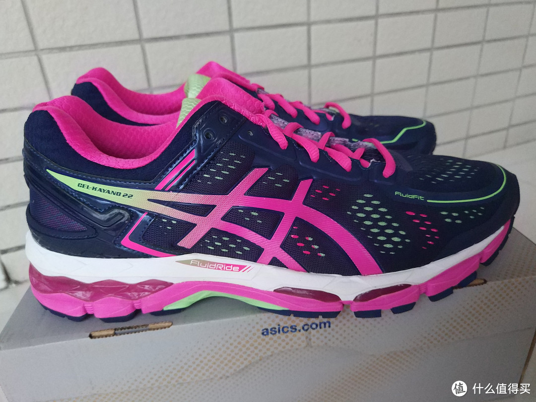 为白菜价折腰——骚气侧漏的ASICS 亚瑟士 Gel-Kayano 22女鞋男穿