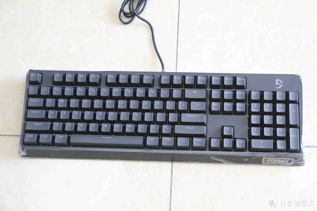 富勒 G900S 樱桃原厂轴键盘 开箱以及简评