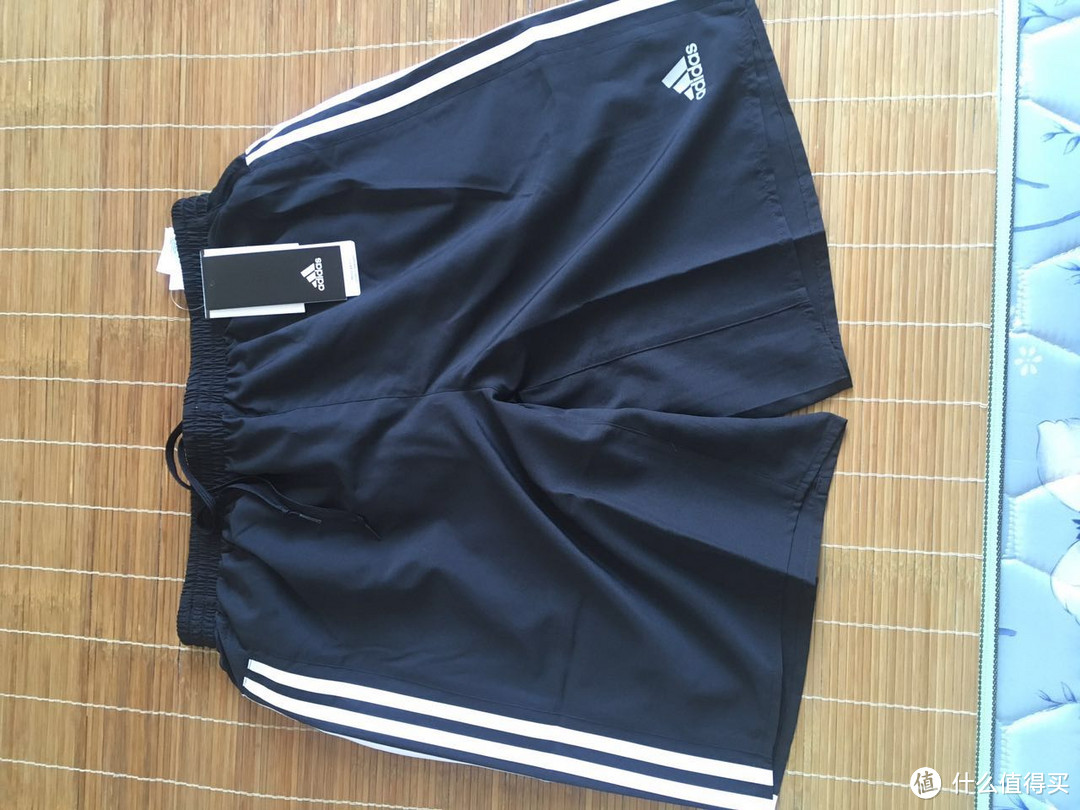 比较尴尬的 adidas 阿迪达斯 男士运动短裤 开箱