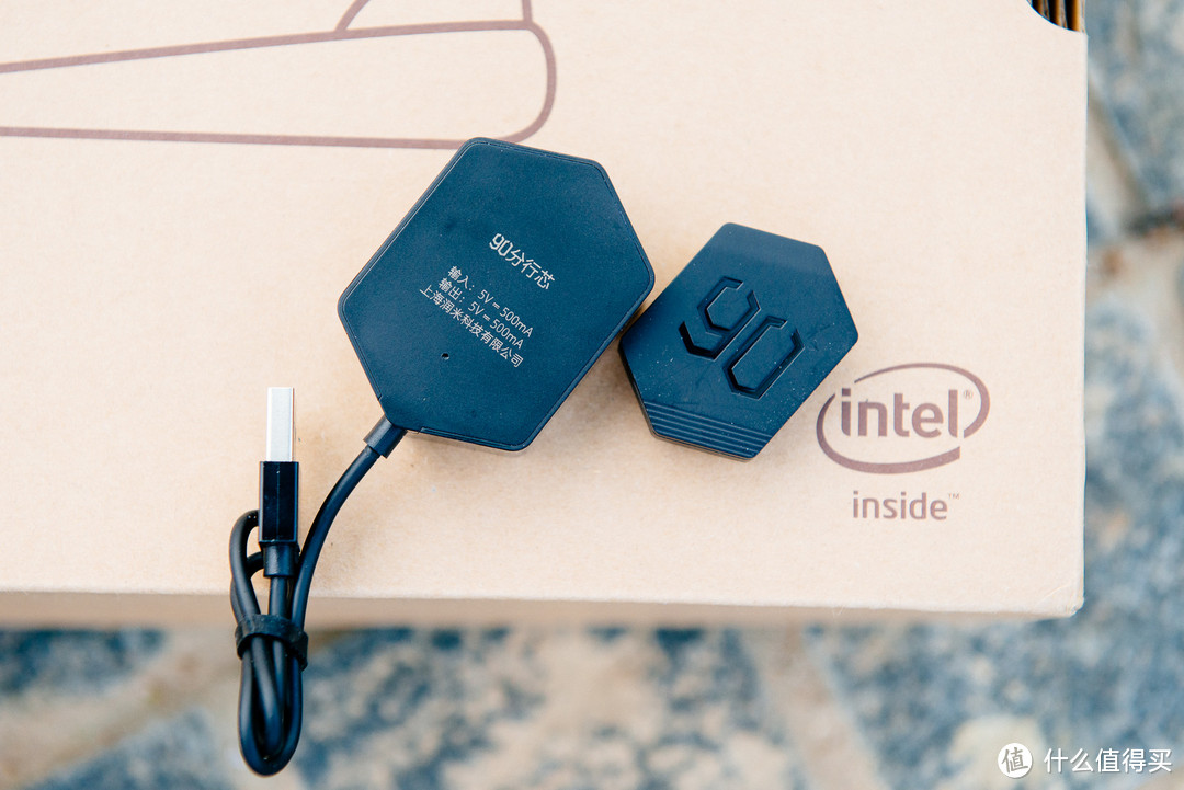 这是一双“Intel inside”的鞋子！小米生态链 90分 智能跑步鞋开箱和使用感受