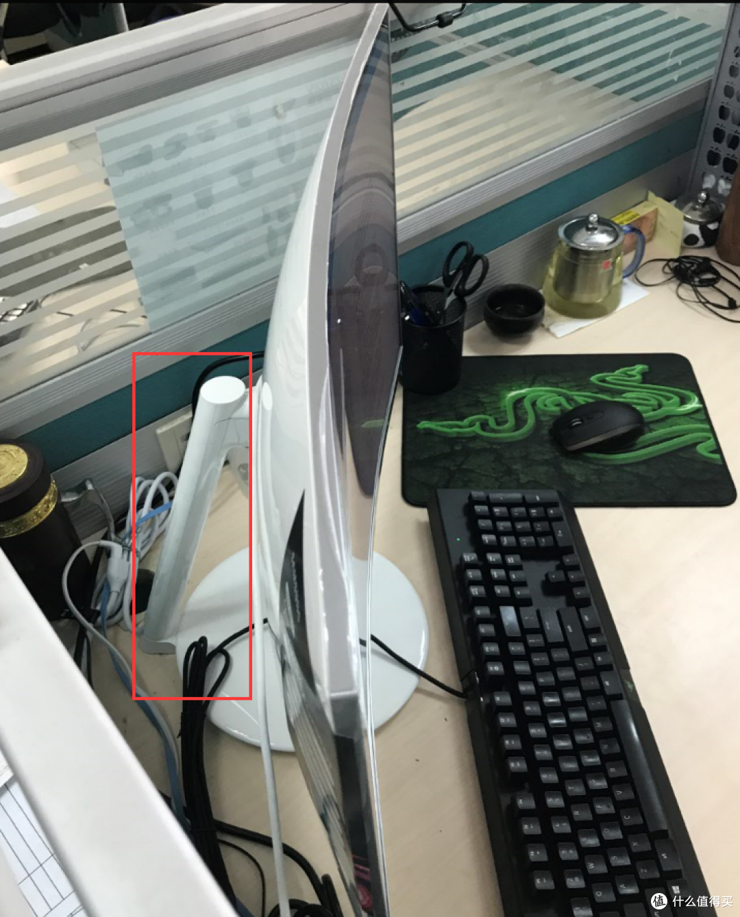 SAMSUNG 三星 C27H711Q 曲面显示器 开箱