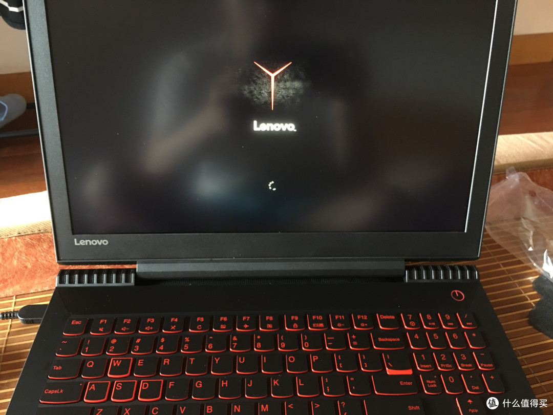 乞丐版 Lenovo拯救者R720 15.6英寸游戏笔记本开箱