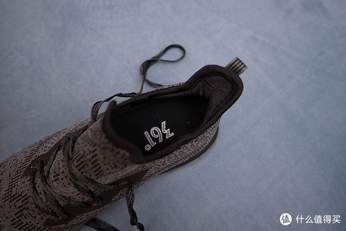 让你的脚背都很舒服：361度跑步鞋透气飞织鞋