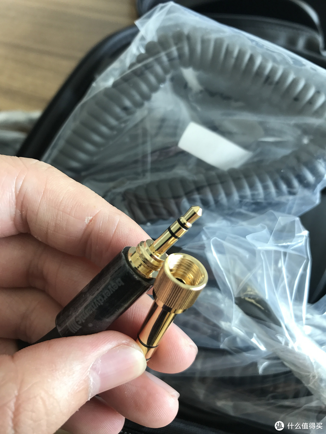 大活动果断下手开个箱 拜亚也跳水了！— Beyerdynamic 拜亚动力 DT1990PRO 耳机 开箱