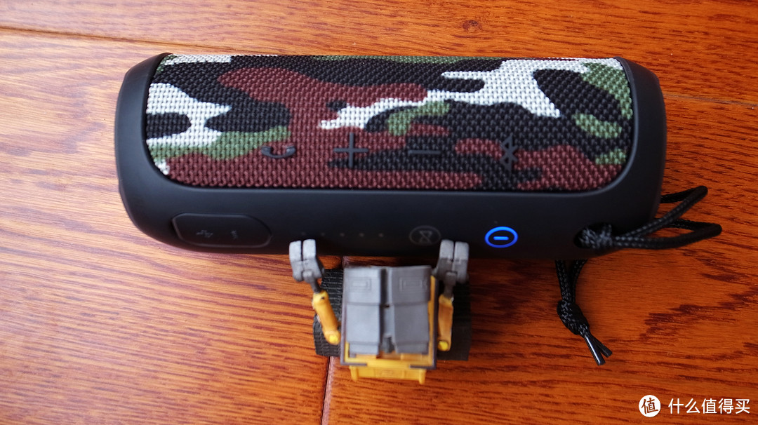 旅途良器：JBL Flip3 便携式蓝牙音箱 与瓦力的游戏