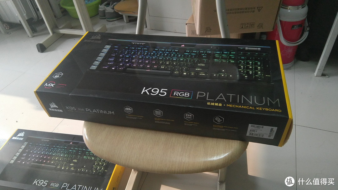 贼船光污染新旗舰：美商海盗船 K95 RGB PLATINUM 茶轴机械键盘 开箱！