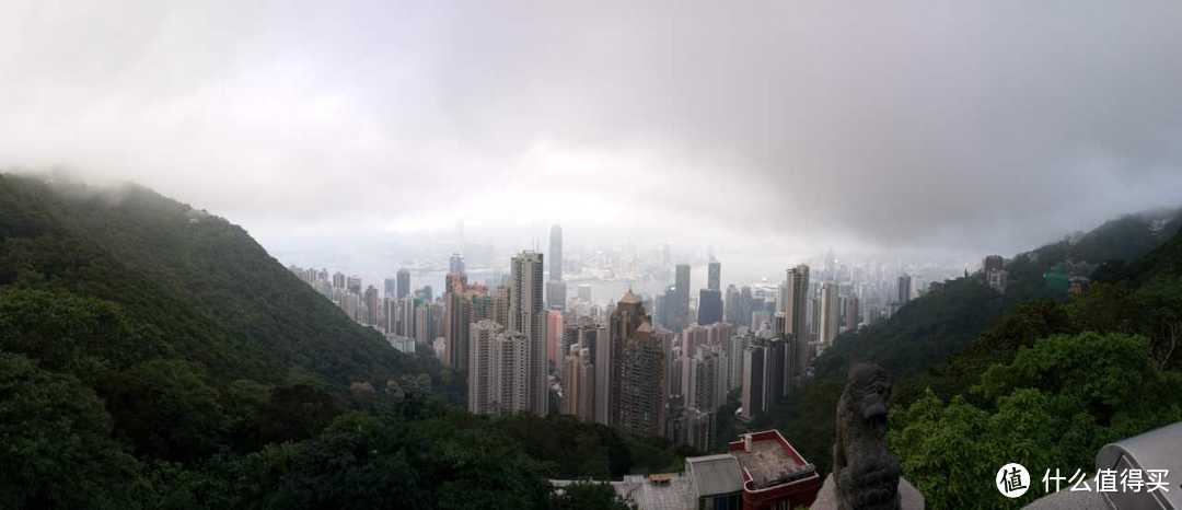 香港，拿快递，米其林餐厅，徒步太平山，我要开始造句了。