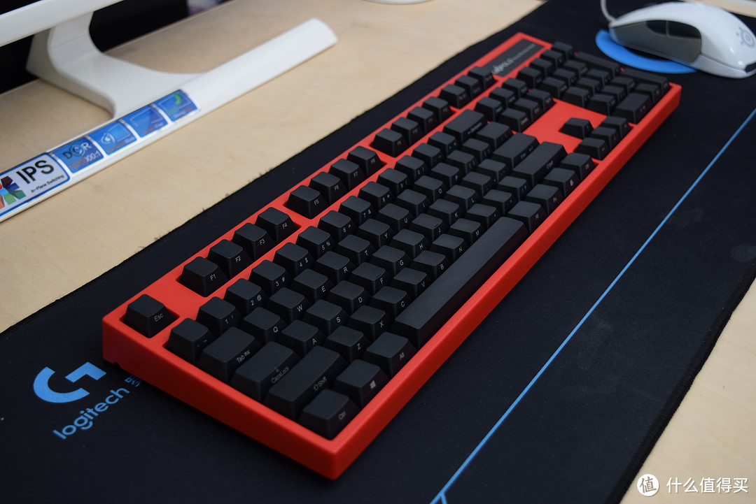 外“骚”内敛，LEOPOLD FC900R 赤色限定来袭