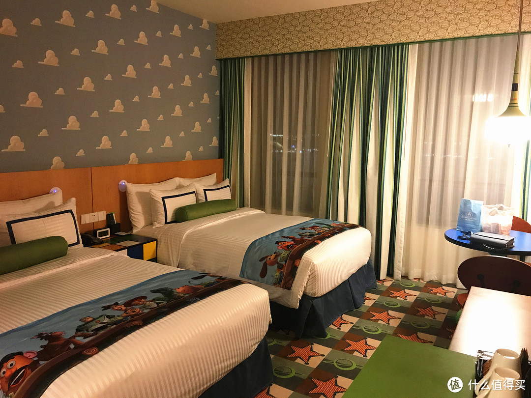 端午+6.1  上海行  迪士尼双日游攻略&玩具总动员酒店入住体验（6刷TRON成就达成）