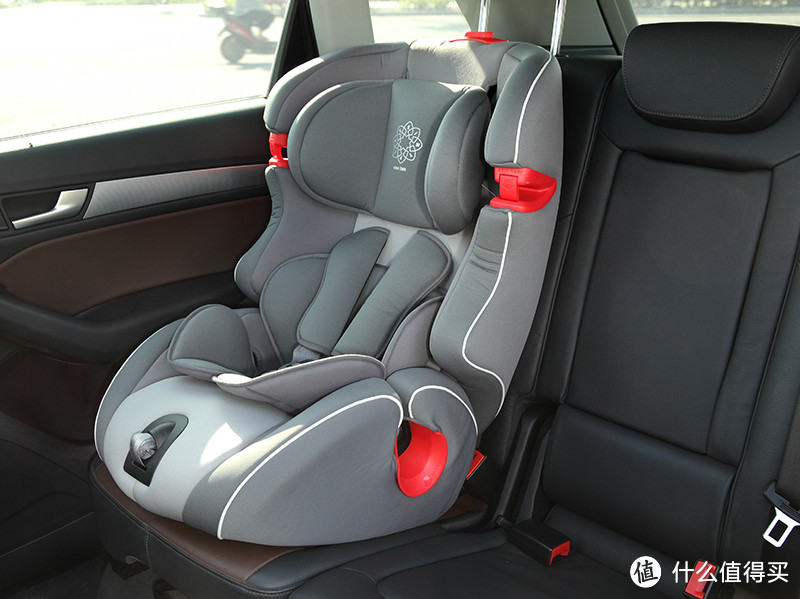 科帕斯（KIWYPLUS）无敌浩克PLUS 儿童汽车安全座椅 使用体验