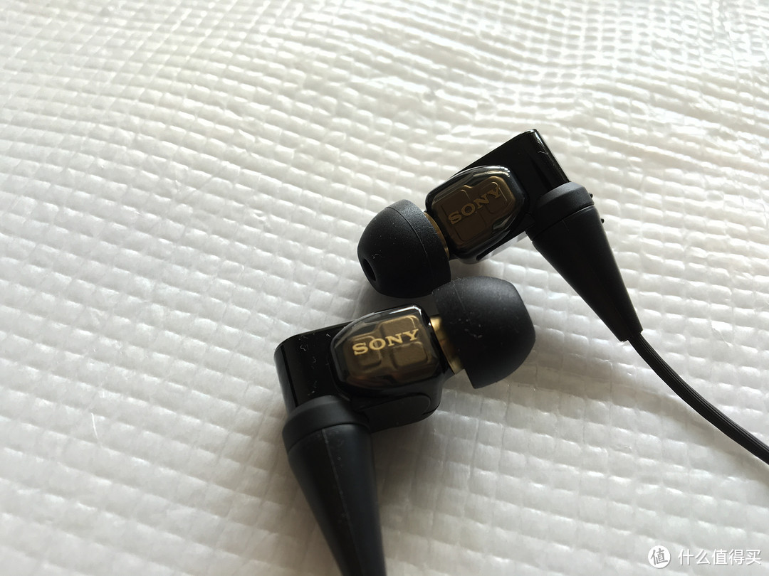 我的耳机终于大法 — SONY 索尼 XBA-300AP 入耳式耳机 开箱