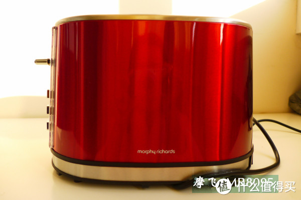 身焦体软，白吐司也有春天 — 记 morphy richards 摩飞 MR8095 多士炉