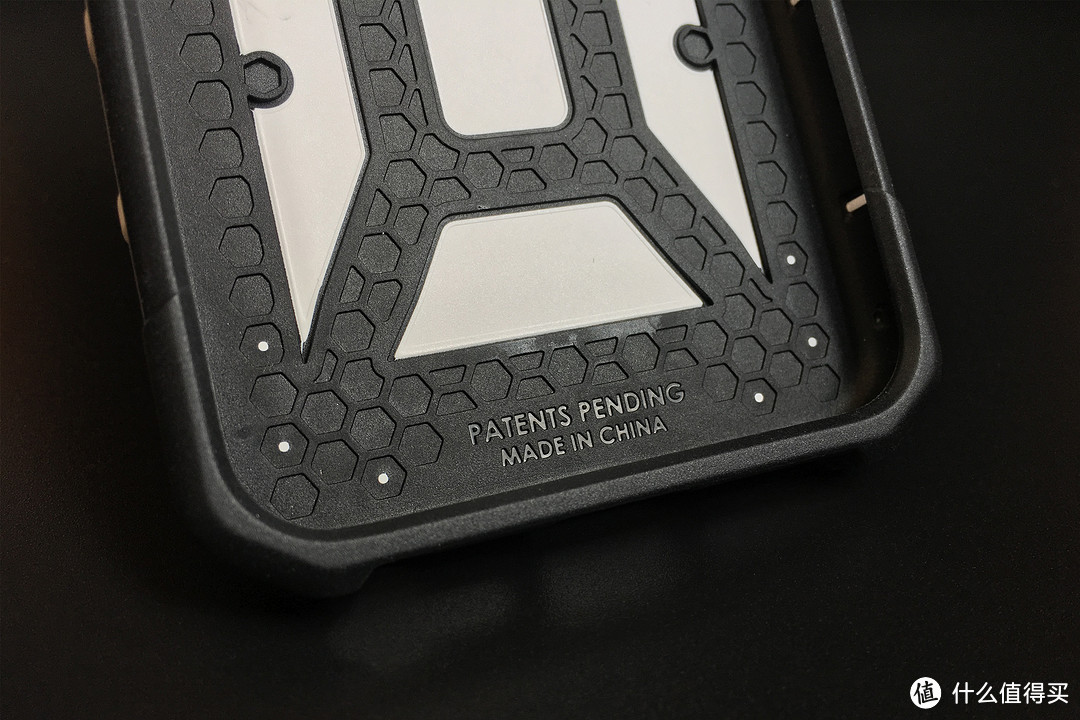 大块头有大智慧——UAG iPhone7/6S 保护壳