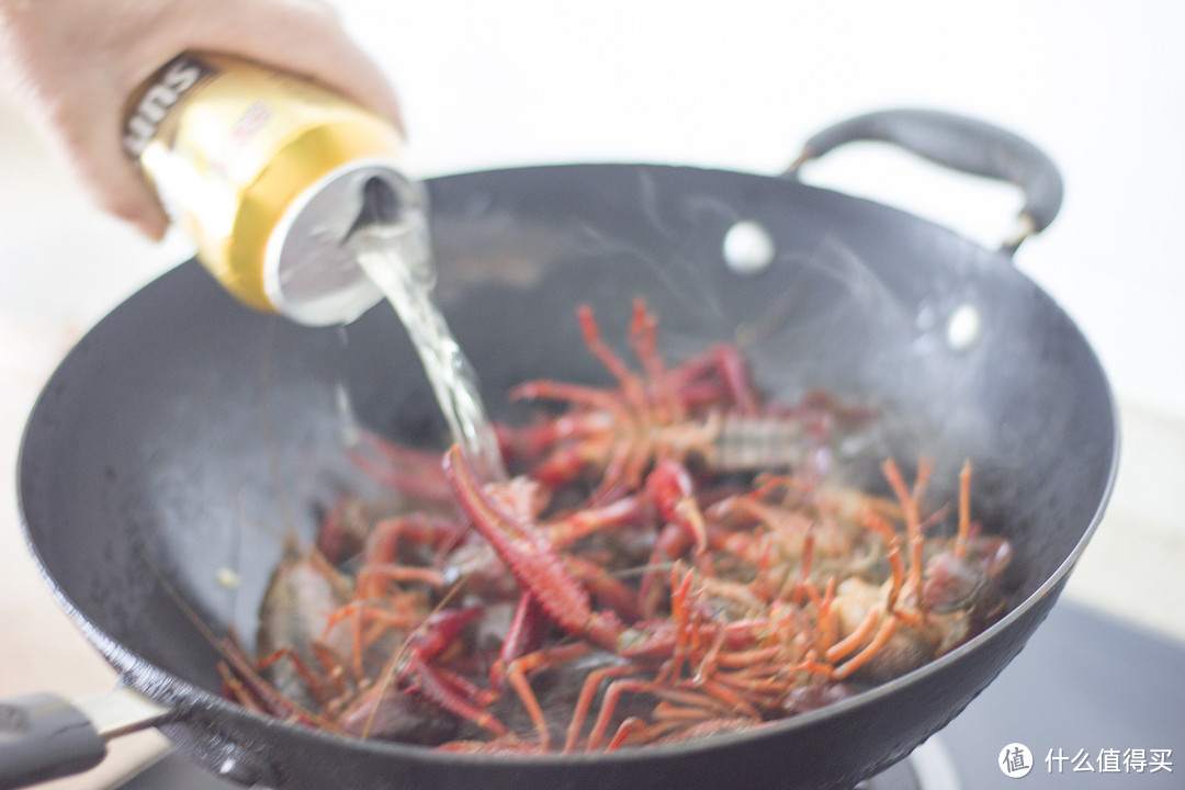 憋说了，夏天就要吃小龙虾！自己在家做，你最好哪一口？
