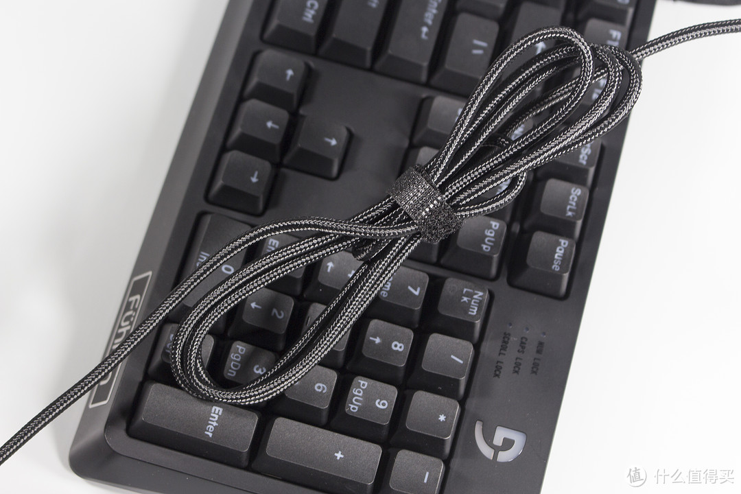 富勒G900S机械键盘开箱：PBT键帽、樱桃轴、磁吸手托