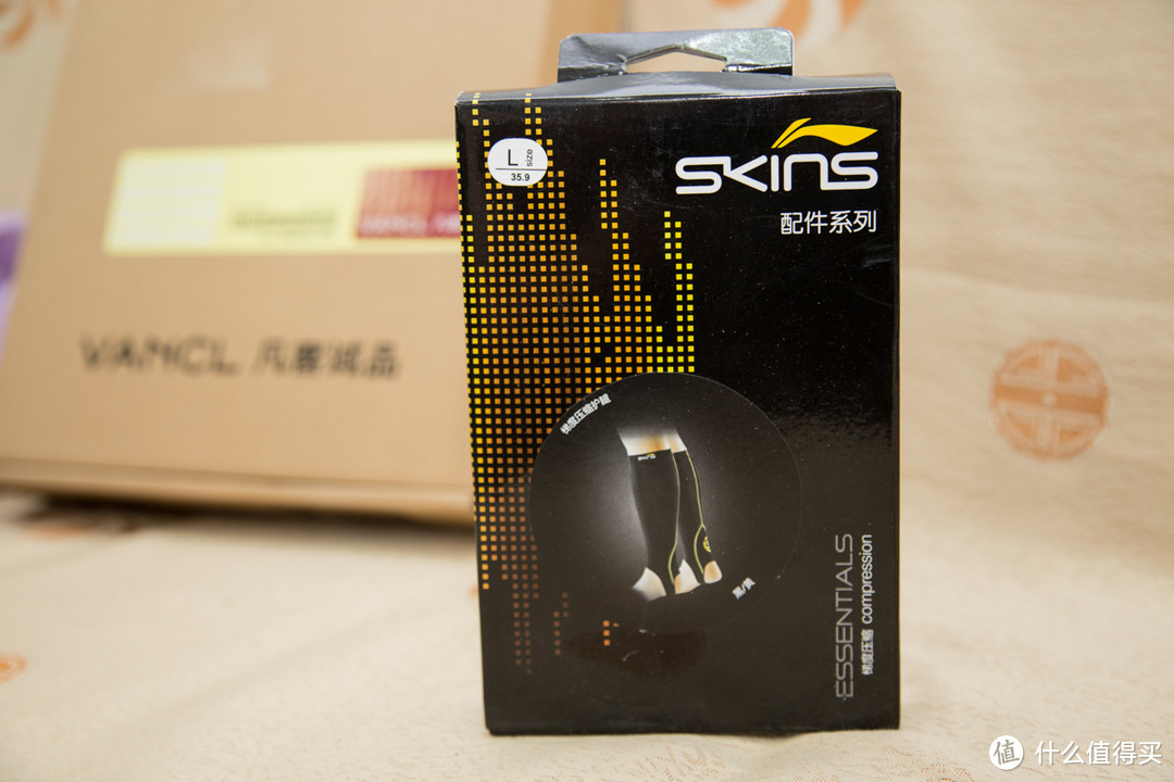 为了恢复和舒适 skins A400压缩衣凑齐一身，对比A200及护腿