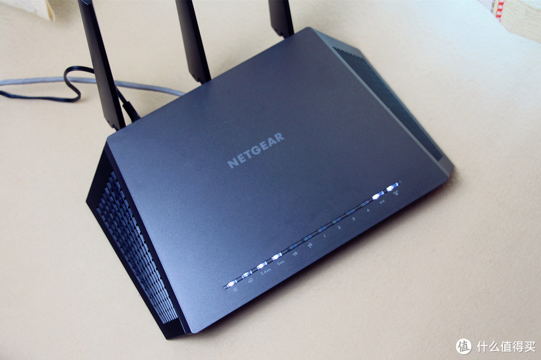 NETGEAR 美国网件 R7000P 智能无线路由器开箱及非专业性能测试