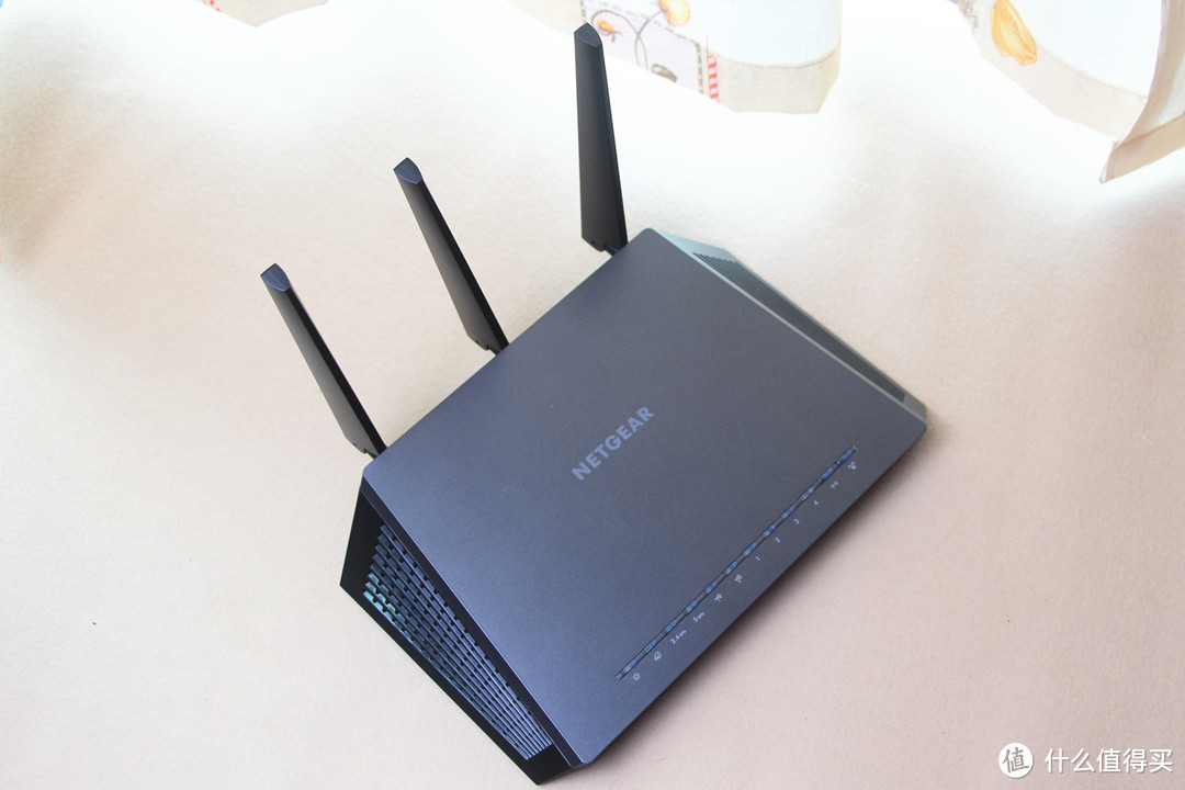 NETGEAR 美国网件 R7000P 智能无线路由器开箱及非专业性能测试