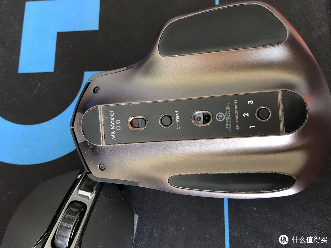 高分屏慎选 — Logitech 罗技 MX MASTER 蓝牙鼠标开箱晒物