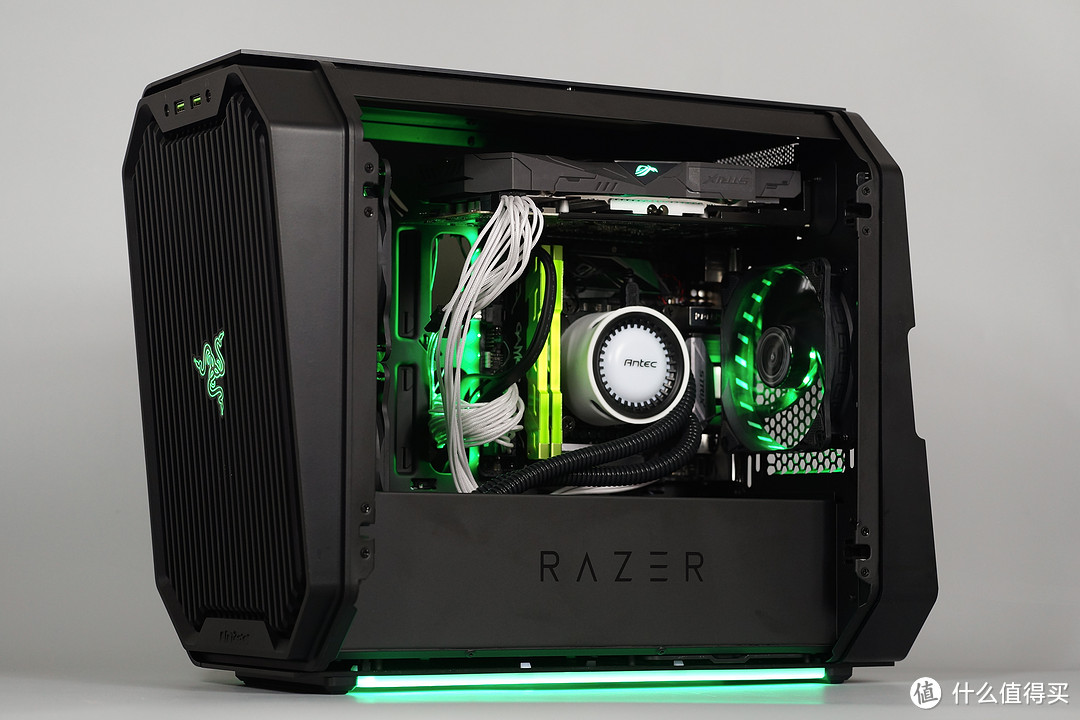 安钛克 Cube-Razer + i5-7600K + ROG Z270ITX 雷蛇主题装机秀