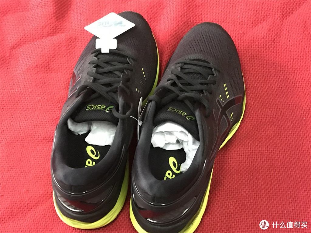 买了不穿，可就是忍不住 — ASICS 亚瑟士 GEL-KAYANO 24 男士慢跑鞋 开箱