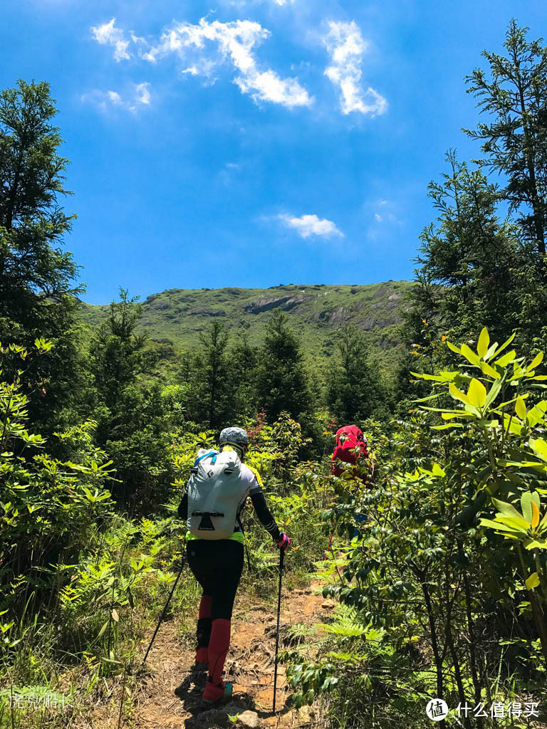 2017年 端午真宝鼎穿越南宝鼎，行走在满山花海与银河下