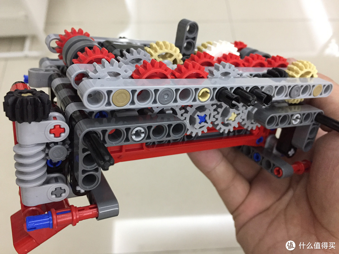 心有猛虎—— LEGO 乐高 42043 奔驰大卡