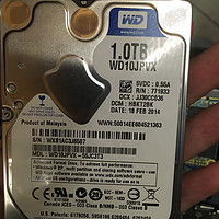 西部数据 蓝盘 WD10JPVX 笔记本硬盘拆解介绍(电路板|接口|芯片|螺丝)