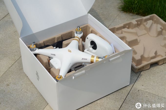 入门无人机怎么选,大疆dji phantom 精灵3SE 无人机两个月使用感受