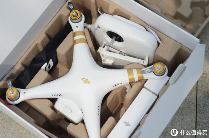 入门无人机怎么选,大疆dji phantom 精灵3SE 无人机两个月使用感受