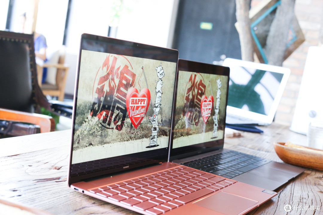 机林争霸 — Apple 苹果 MacBook 笔记本电脑 对比 HUAWEI 华为 MateBook X