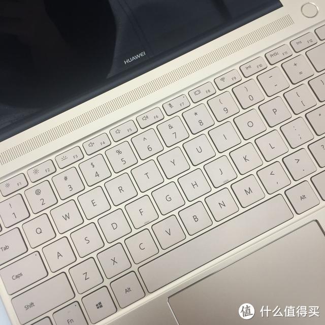 HUAWEI 华为 MateBook X和 Macbook 哪个更合适商务办公？