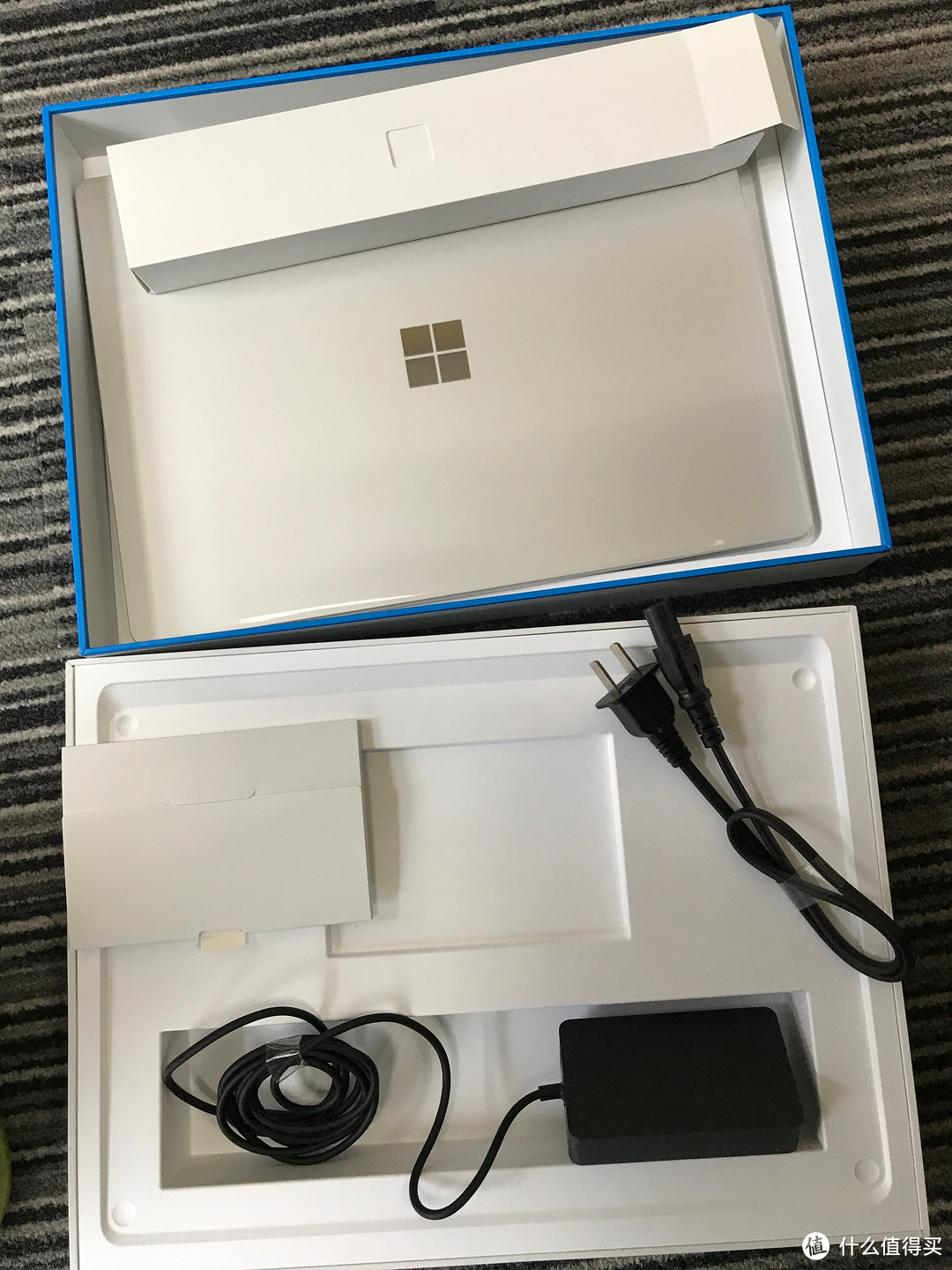 田牌信仰的延续，Microsoft 微软 Surface Laptop 开箱