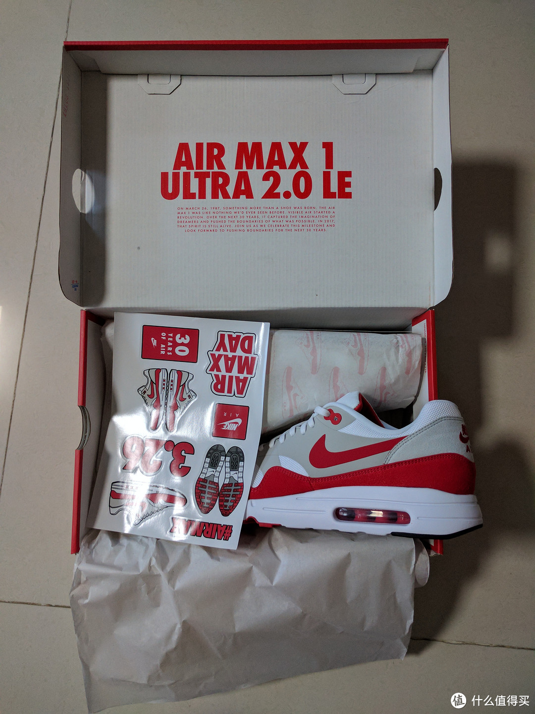 纯粹的配色：Nike 耐克 Air Max 1 Ultra 2.0 LE 白红