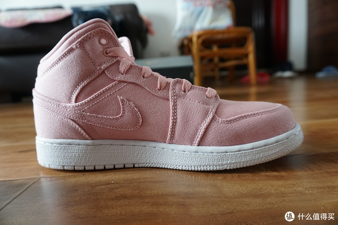 Air Jordan 1 Mid BG 篮球鞋 粉色 开箱