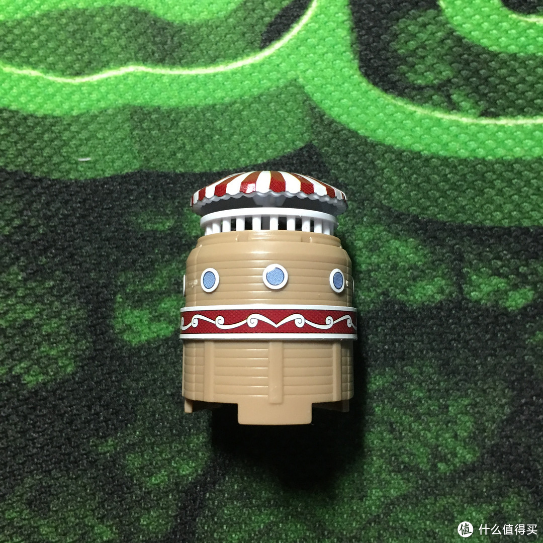 红发:我是吃了面子果实的面子人,你们都得给我面子!