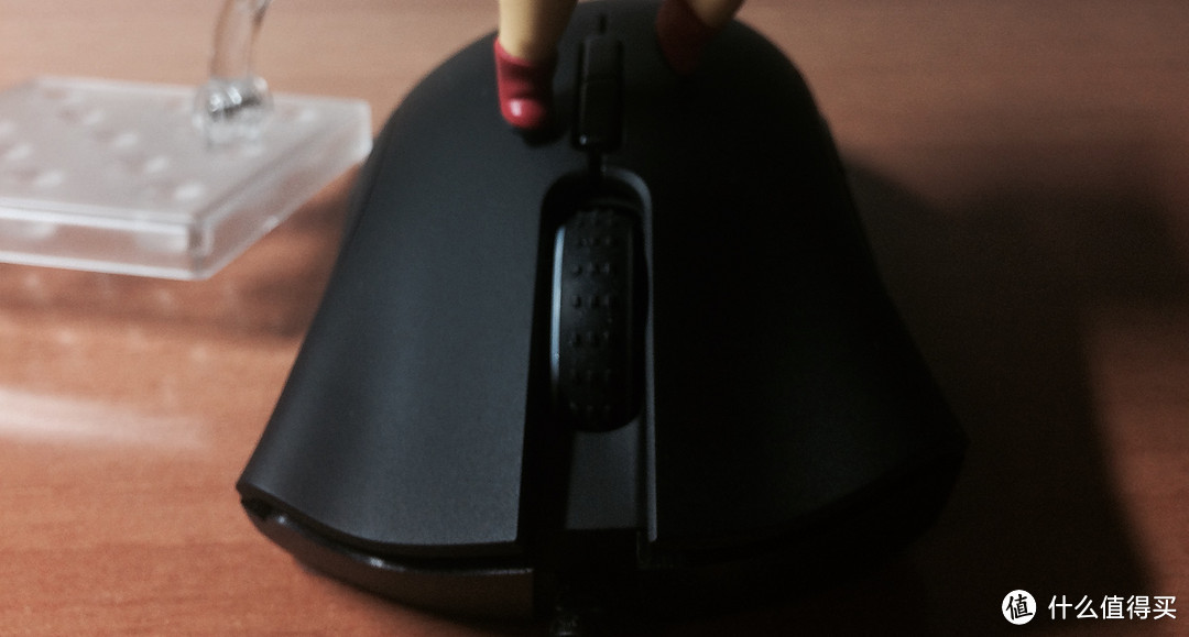 RAZER 雷蛇 DeathAdder Elite 炼狱蝰蛇精英版 游戏鼠标初预览