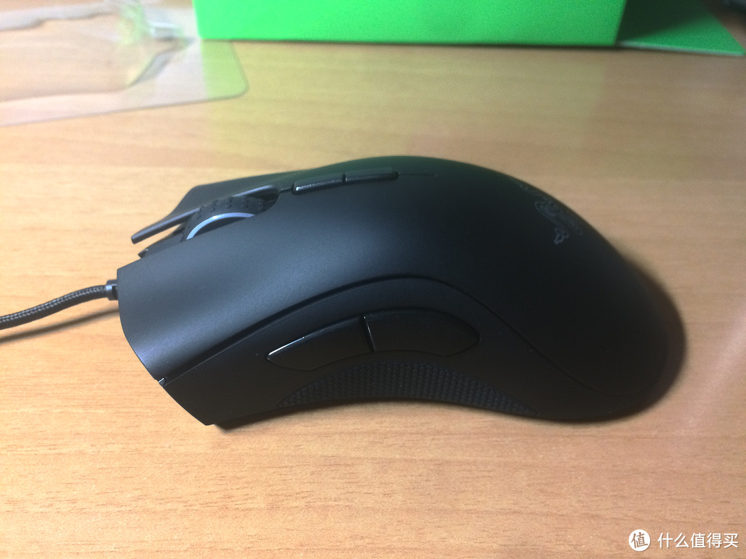 RAZER 雷蛇 DeathAdder Elite 炼狱蝰蛇精英版 游戏鼠标初预览