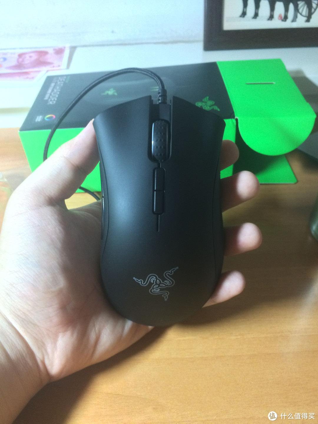 RAZER 雷蛇 DeathAdder Elite 炼狱蝰蛇精英版 游戏鼠标初预览