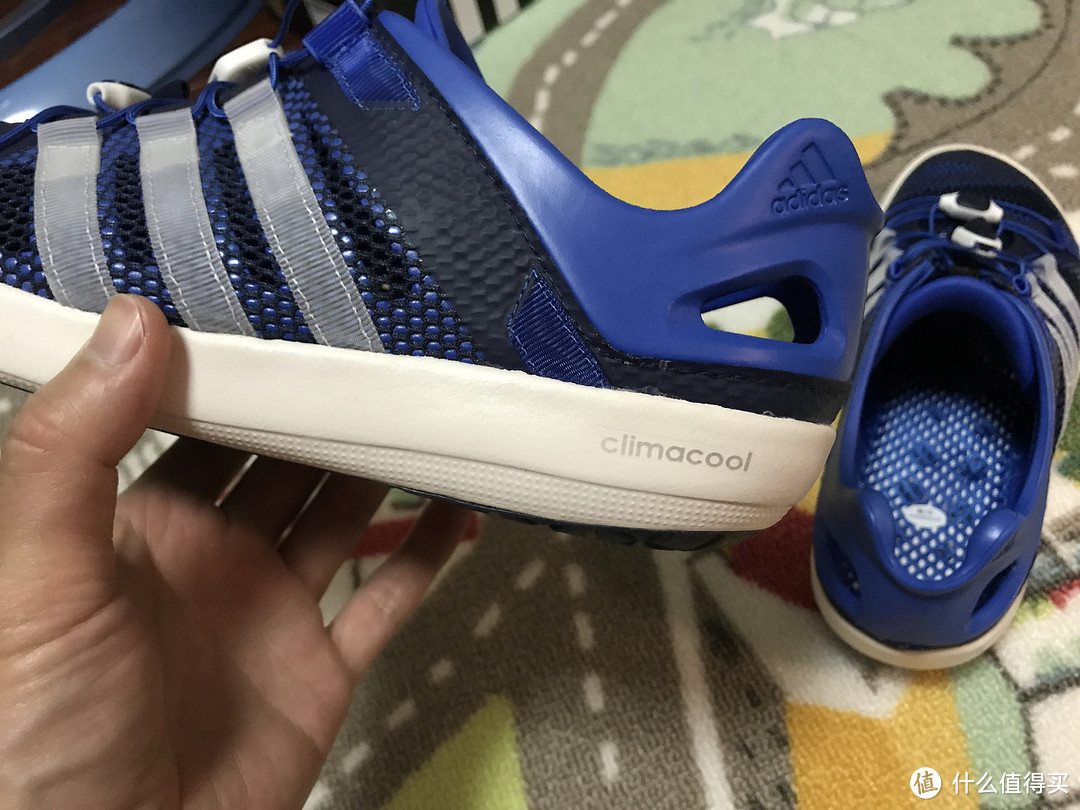 应付黄梅雨季的好鞋！Adidas 户外多功能涉水鞋 EO841