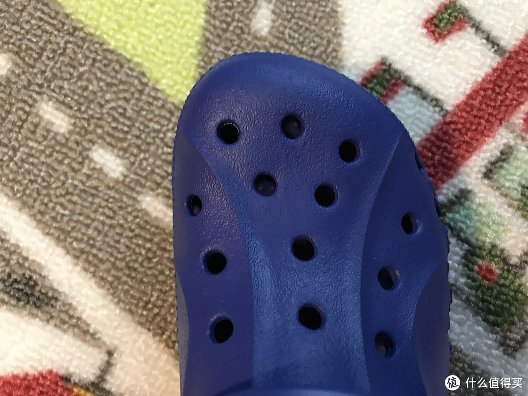 夏日必备！Crocs卡骆驰小贝雅儿童洞洞鞋（附尺码、对比、真人兽）