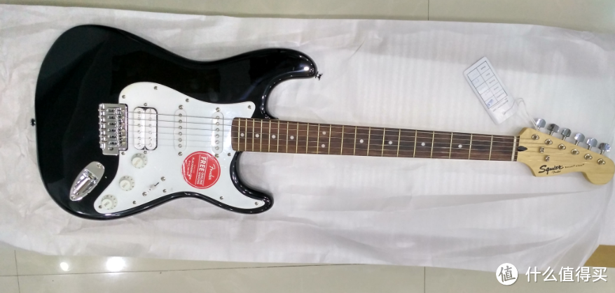 618入手 — Fender 芬达 Squier Bullet Strat 子弹头电吉他 开箱及"评测"