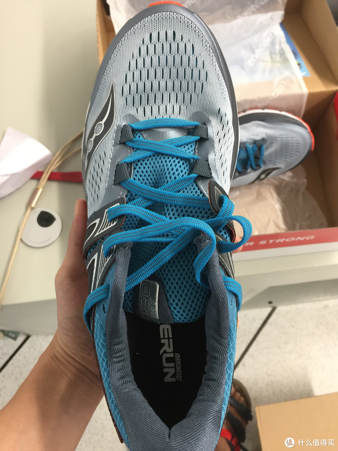 Saucony 圣康尼 triumph iso3开箱晒物咯~