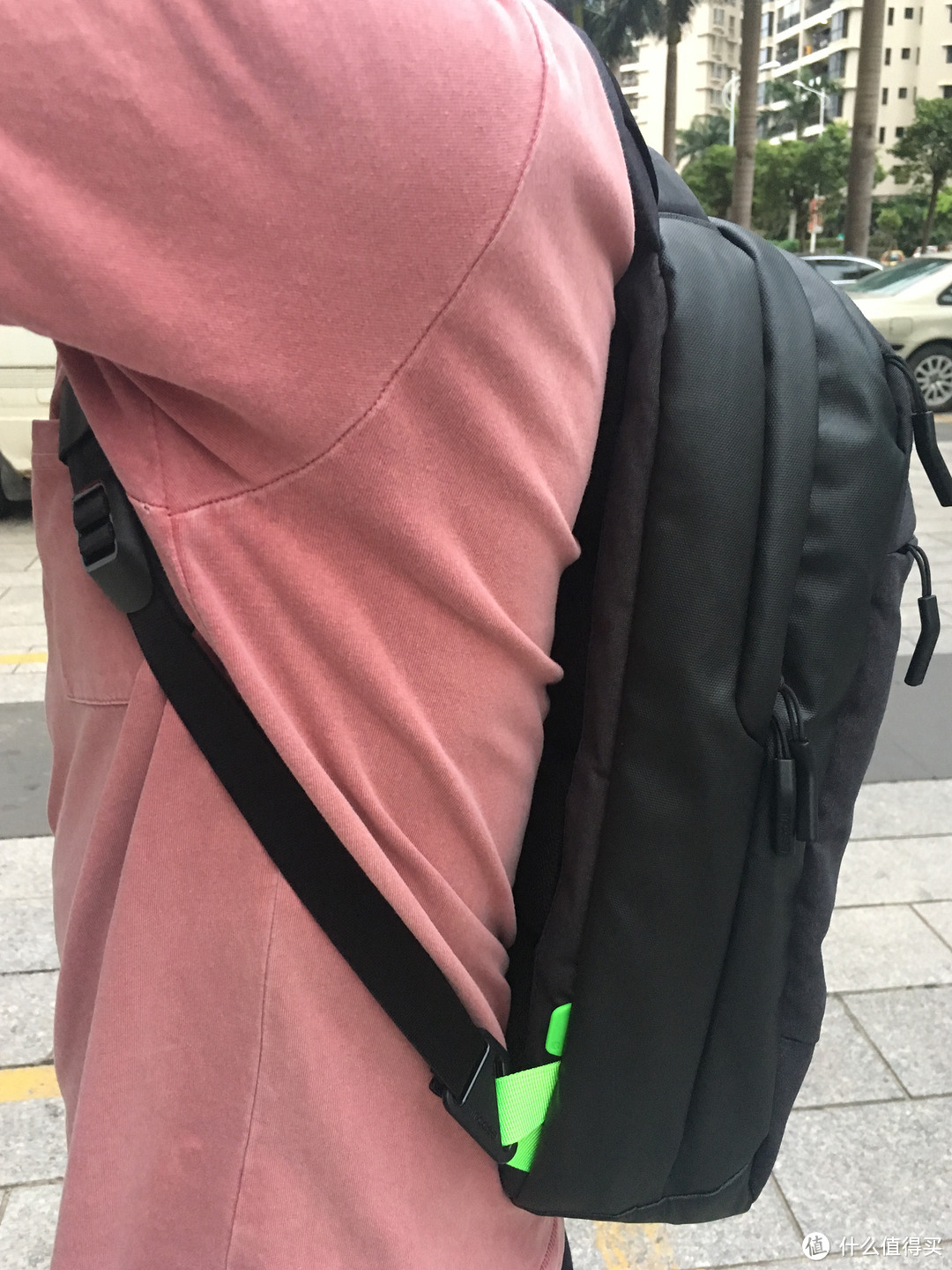 Incase City Compact Backpack  双肩电脑包 半年使用报告